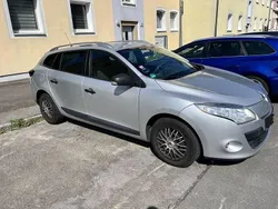 Silber Gebraucht 2011 Renault Mégane GrandTour Expression Kombi | 3.900 € (Guter Preis)