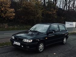 Schwarz Gebraucht 1991 Nissan Sunny Kleinwagen | 7.500 €