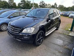 Schwarz Gebraucht 2006 Mercedes ML320 SUV | 7.890 € (Etwas zu teuer)
