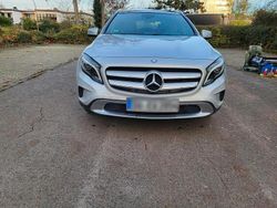 Silber Gebraucht 2014 Mercedes GLA200 SUV | 14.000 € (Fairer Preis)