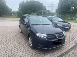 Schwarz Gebraucht 2014 Dacia Logan Lauréate Limousine | 4.750 € (Fairer Preis)