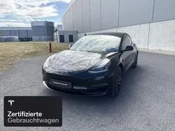Schwarz Gebraucht 2021 Tesla Model 3 Performance Limousine | 31.100 € (Etwas zu teuer)