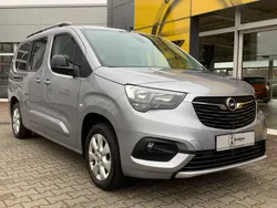 Grau Gebraucht 2023 Opel Combo-e Life Ultimate Van / Kleinbus | 24.790 € (Guter Preis)