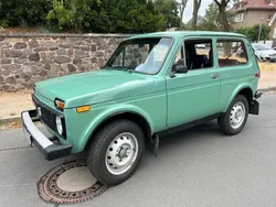 Grün Gebraucht 1990 Lada niva SUV | 11.800 €