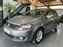 Grau Gebraucht 2010 VW Golf Plus Cross Team Van / Kleinbus | 6.990 € (Fairer Preis)
