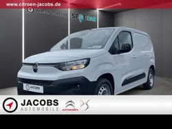 Weiß Gebraucht 2023 Citroën Berlingo Van / Kleinbus | 22.980 € (Teuer)