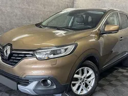 Braun Gebraucht 2015 Renault Kadjar XMOD SUV | 9.980 € (Guter Preis)