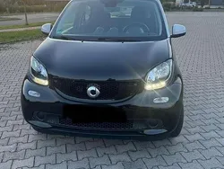 Schwarz Gebraucht 2019 Smart ForFour Passion Limousine | 12.800 € (Fairer Preis)
