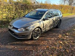 Grau Gebraucht 2015 VW Golf VII Comfortline Kombi | 9.888 € (Guter Preis)