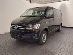 Deep black perleffekt Gebraucht 2015 VW T5 Trendline Van | 21.599 € (Teuer)