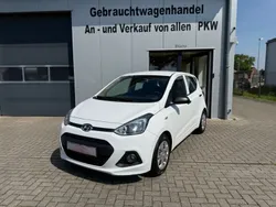 Weiß Gebraucht 2015 Hyundai i10 Classic Kleinwagen | 3.900 € (Fairer Preis)
