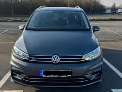 Grau Gebraucht 2019 VW Touran R-line Van / Kleinbus | 23.900 € (Guter Preis)