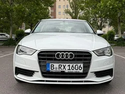 Weiß Gebraucht 2015 Audi A3 Ambiente Limousine | 13.750 € (Fairer Preis)