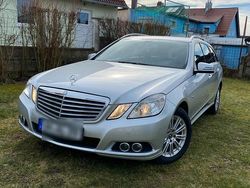 Silber Gebraucht 2011 Mercedes E200 Kombi | 7.000 € (Superpreis)