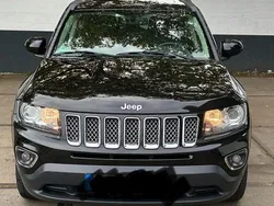 Schwarz Gebraucht 2016 Jeep Compass SUV | 13.400 € (Etwas zu teuer)