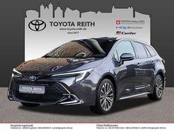 Marlingrau metallic Gebraucht 2024 Toyota Corolla Team Kombi | 30.910 € (Teuer)