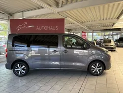 Grau Gebraucht 2019 Toyota Proace Verso Kombi | 28.850 € (Etwas zu teuer)