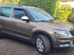 Braun Gebraucht 2015 Skoda Yeti Cool Edition SUV | 7.500 € (Fairer Preis)
