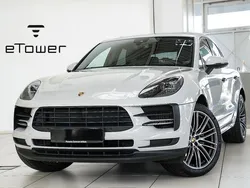 Grau Gebraucht 2019 Porsche Macan Turbo SUV | 43.980 € (Etwas zu teuer)