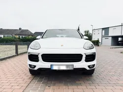 Weiß Gebraucht 2016 Porsche Cayenne Platinum Edition SUV | 55.899 €
