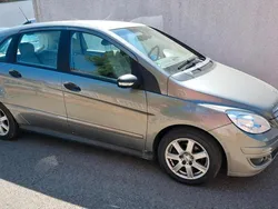 Mercedes B180