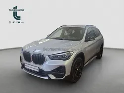 Glaciersilber (metallic) Gebraucht 2020 BMW X1 Sport Line SUV | 27.900 € (Etwas zu teuer)