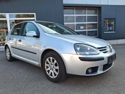 Silber Gebraucht 2004 VW Golf V Comfortline Limousine | 1.450 € (Superpreis)