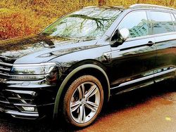 Schwarz Gebraucht 2019 VW Tiguan Allspace R-line SUV | 22.900 € (Etwas zu teuer)