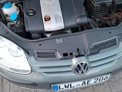 Orange Gebraucht 2005 VW Golf V Limousine | 1.849 € (Guter Preis)