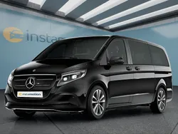 Schwarz Gebraucht 2024 Mercedes EQV300 Van / Kleinbus | 61.099 €