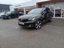Black solid (stone) / solid Gebraucht 2022 Volvo XC40 Core SUV | 28.950 € (Guter Preis)