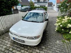 Weiß Gebraucht 1995 Mitsubishi Lancer Limousine | 1.300 €