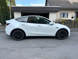Weiß Gebraucht 2022 Tesla Model Y Long Range SUV | 34.800 € (Guter Preis)