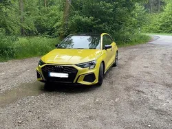 Gelb Gebraucht 2021 Audi S3 Edition .1 Coupé | 41.900 € (Etwas zu teuer)