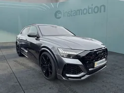 Grau Gebraucht 2024 Audi RS Q8 SUV | 127.540 € (Guter Preis)
