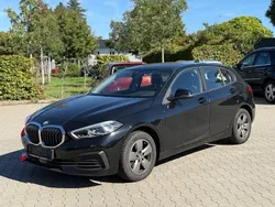 Schwarz Gebraucht 2021 BMW 116 Advantage Kleinwagen | 12.500 € (Superpreis)