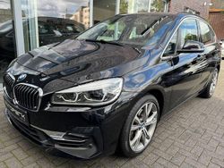 Schwarz Gebraucht 2021 BMW 220 Active Tourer Luxury Line Van / Kleinbus | 23.990 € (Fairer Preis)