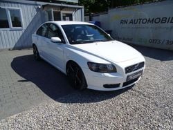 Weiß Gebraucht 2004 Volvo S40 Momentum Limousine | 5.990 €