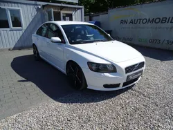 Weiß Gebraucht 2004 Volvo S40 Momentum Limousine | 6.750 €