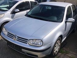Silber Gebraucht 2001 VW Golf IV Edition Limousine | 1.550 € (Fairer Preis)