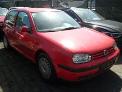Rot Gebraucht 1999 VW Golf IV Limousine | 850 € (Superpreis)