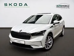Weiss Gebraucht 2022 Skoda Enyaq iV SUV | 34.970 € (Fairer Preis)