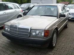 Silber Gebraucht 1989 Mercedes 190 Limousine | 19.990 €