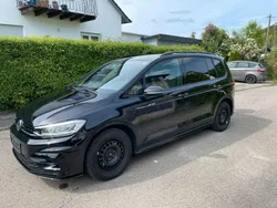 Schwarz Gebraucht 2020 VW Touran Highline Van / Kleinbus | 25.900 € (Guter Preis)