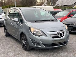 Silber Gebraucht 2011 Opel Meriva Innovation Van / Kleinbus | 2.190 € (Fairer Preis)