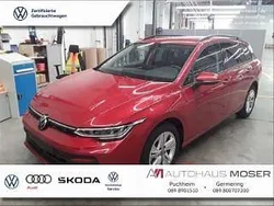 Kings red metallic Gebraucht 2024 VW Golf VIII Life Kombi | 23.920 € (Guter Preis)
