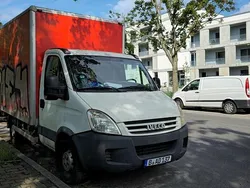 Weiß Gebraucht 2008 Iveco Daily Limousine | 6.150 €