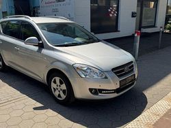 Silber Gebraucht 2009 Kia Ceed Sportswagon Kombi | 4.499 € (Fairer Preis)