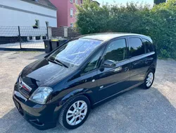 Schwarz Gebraucht 2010 Opel Meriva Edition Van / Kleinbus | 3.500 € (Fairer Preis)