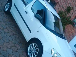 Weiß Gebraucht 2013 Skoda Roomster Plus Edition Kombi | 4.995 € (Teuer)